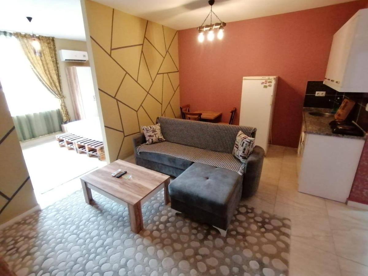 Aziz Konaklama Antalya Exterior foto